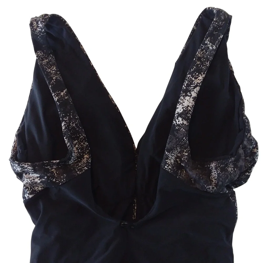 Amoressa by Miraclesuit Siddhartha One‎ Piece in Into The Mystic Swimsuit Sz 10